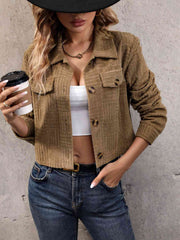 Jacke mit Kragen und Knopfleiste vorne
