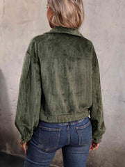 Jacke mit Kragen, Knopfleiste vorne und Taschen