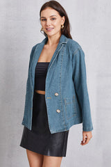 Chaqueta vaquera con botones y bolsillos
