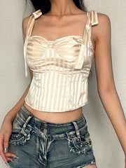 Tanktop mit gesmoktem Schlitz und Schleife