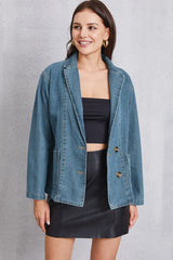 Chaqueta vaquera con botones y bolsillos