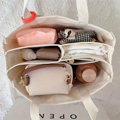 Londonâ„?- Everything Tote Bag