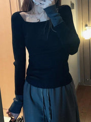 Schmaler Strick mit quadratischem Ausschnitt und langen Ärmeln