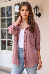 Jacke mit Knopfleiste, Taschen und überschnittenen Schultern