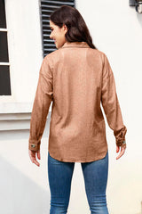 Hemdjacke mit Knopfleiste und Kragen, langen Ärmeln