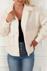 Flauschige Oberbekleidung aus Kunstpelz mit Knopfleiste