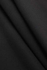 Gerader Rock mit Gürtel