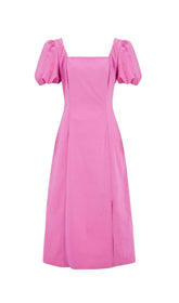 MIDIKLEID MIT PUFFÄRMELN IN ROSA