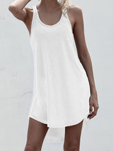 Racerback-Minikleid mit hohem Bund