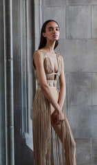 Rückenfreier Jumpsuit mit Quasten in Khaki