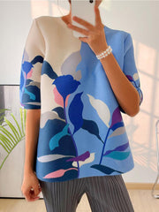 Camiseta de cuello redondo con estampado plisado