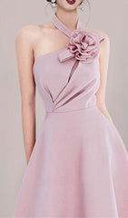 Neckholder-Midikleid mit 3D-Blumen in Pink