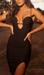 Rückenfreies Minikleid mit Trägern in Schwarz