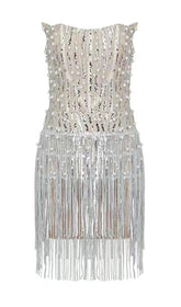 TRÄGERLOSES MIDIKLEID IN WEISS