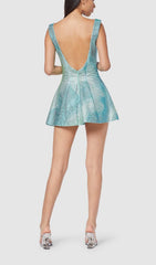 Rückenfreies Minikleid mit Pailletten und Trägern in Grün