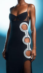 VESTIDO MIDI CON PARTIDO EN NEGRO