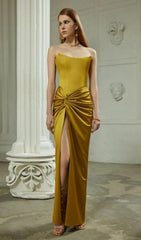 VESTIDO MÁXIMO CON CORSÉ SIN TIRANTES EN AMARILLO