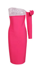 VESTIDO IRREGULAR DE UN SOLO HOMBRO CON LAZO GRANDE EN ROSA MELOCOTÓN