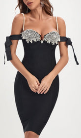 STRASS-MIDIKLEID MIT TRÄGERN IN SCHWARZ