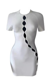 KURZÄRMELIGES MINIKLEID IN WEISS