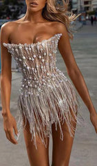 VESTIDO MIDI SIN TIRANTES EN BLANCO