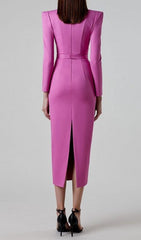 MIDIKLEID MIT ECKIGEN SCHULTERN UND KORSETT IN PINK