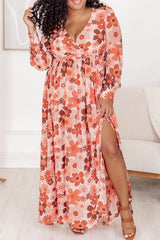 Oranges Maxikleid in Übergröße mit Blumenmuster, V-Ausschnitt, Wickeldesign und seitlichem Schlitz
