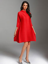 Vestido midi holgado con temperamento plisado