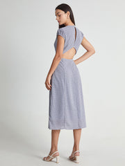 Vestido midi con abertura en la espalda y mangas cortas