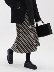 Falda larga con abertura a cuadros