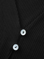 Oberteil mit Knopfleiste und ausgestellten Ärmeln