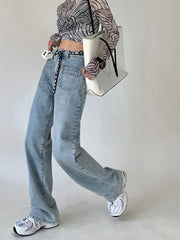 Jeans mit geradem Bein und geknöpften Taschen