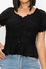 Oberteil mit Peplum-Ösen und Puffärmeln