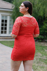 Plus Minikleid aus Spitze