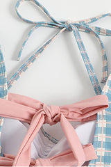 Blauer Badeanzug mit Herzausschnitt und hoher Taille