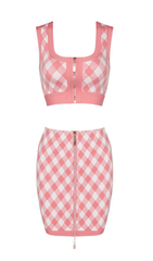 Traje de falda con estampado geométrico