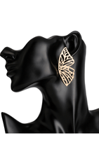 Pendientes de aleación con forma de mariposa hueca