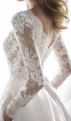 LACE STITCHED WEDDING DRESS IN WHITE