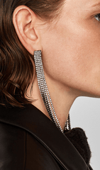 Pendientes con borlas de diamantes con incrustaciones