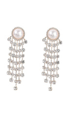 Ohrringe mit Perlen und Kristallquasten
