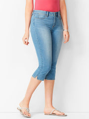 Super-Stretch-Hose mit Knopfleiste und hoher Taille in Übergröße