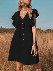 Modisches Minikleid mit V-Ausschnitt und Knopfleiste