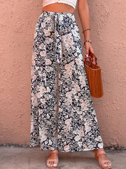 Lockere Hose mit Schnürung und hohem Bund