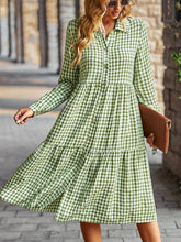 Vestido midi elegante e informal con cuello en V y rayas para uso diario