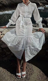 MIDIKLEID MIT PERLENSTICKEREI IN WEISS