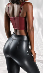 PU-KORSETTOP IN BURGUNDERROT