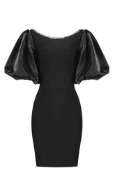 BANDAGE-MINIKLEID MIT PUFFÄRMELN IN SCHWARZ