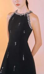 VESTIDO DE VERANO NEGRO CON DECORACIÓN DE DIAMANTES DE IMITACIÓN