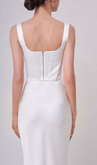 Zweiteiliges Korsett-Set mit Rosenverzierung