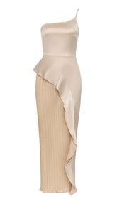 VESTIDO LARGO CON VOLANTES Y PLATAFORMA EN COLOR CAQUI